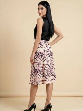 Kendall & Kylie Skirt Size (M) NWT